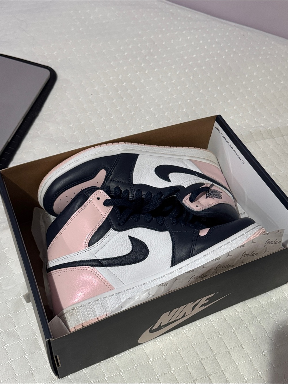 Nike Women’s Air Jordan 1 High - Bubblegum